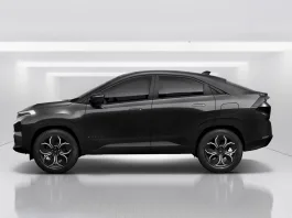 Tata’s Curvv Just Got a Sleek All-Black Makeover – Starting at ₹16.49 Lakh