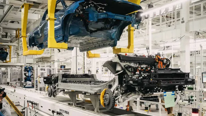 Gujarat Sets Its Sights on Becoming India’s Top EV Manufacturing Hub